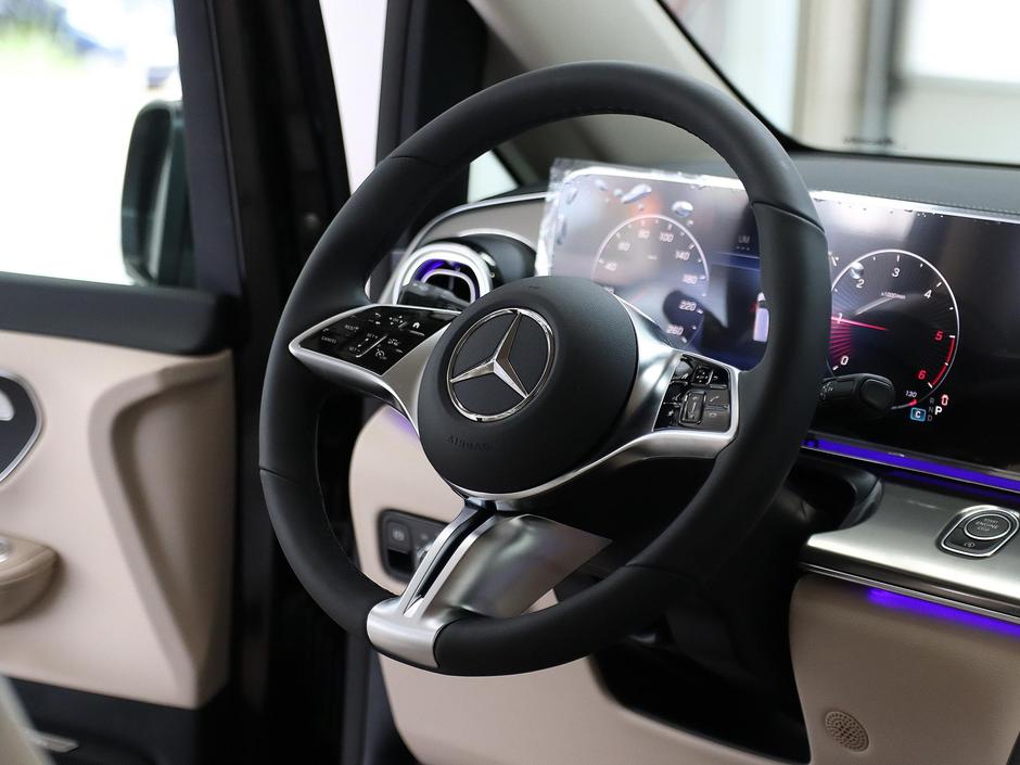 Mercedes-Benz V-Класс