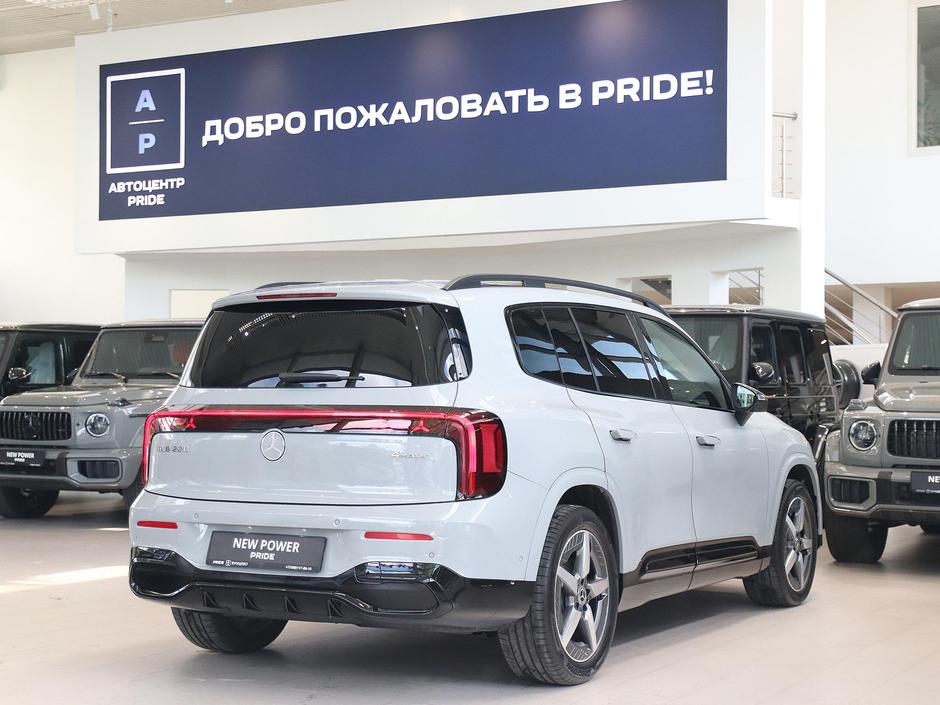 Mercedes-Benz GLB