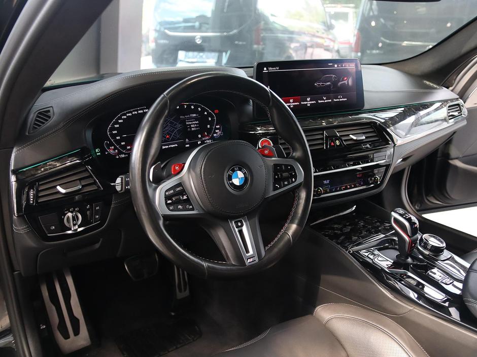 BMW M5
