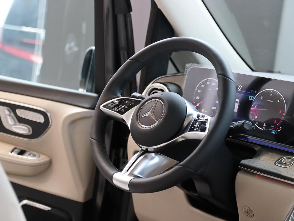 Mercedes-Benz V-Класс