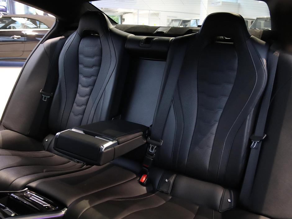 BMW 8 серии