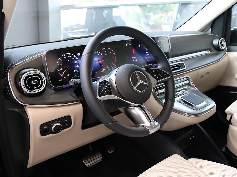 Mercedes-Benz V-Класс