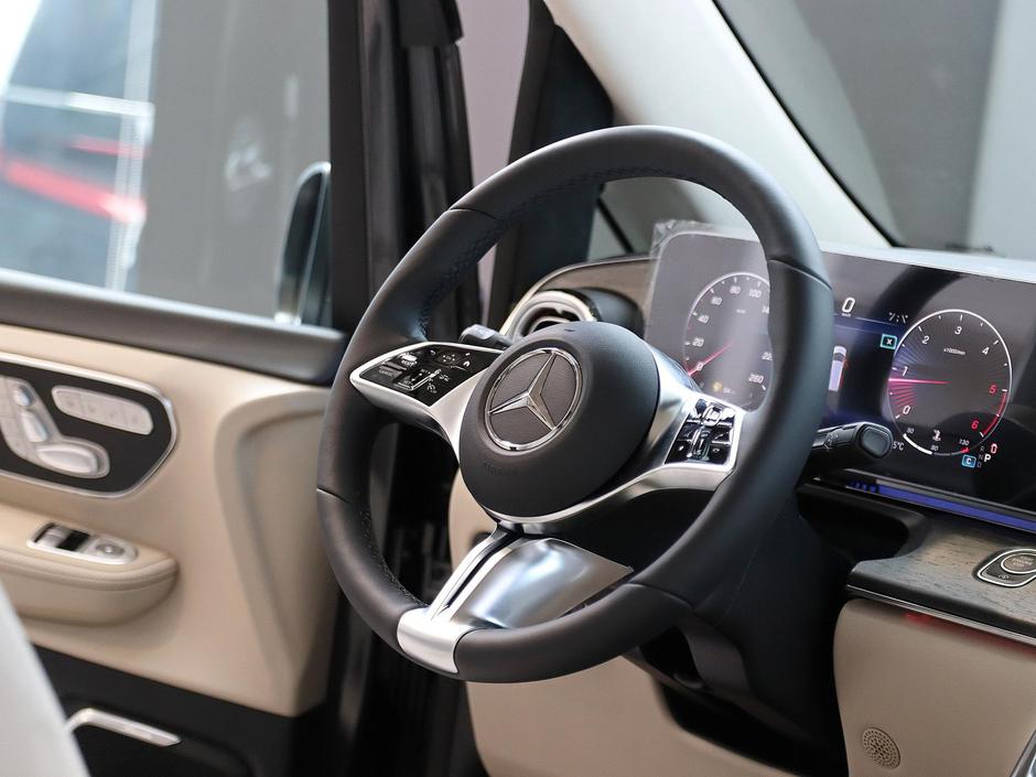 Mercedes-Benz V-Класс